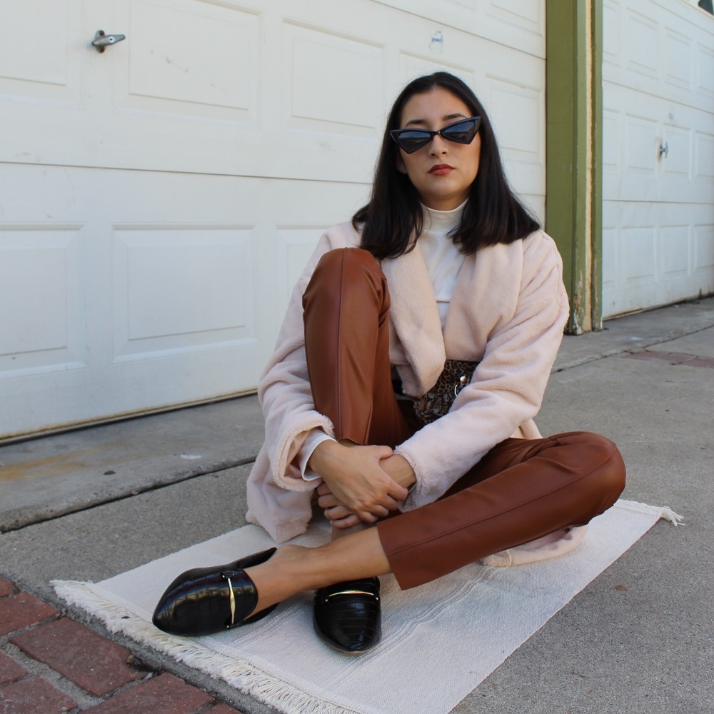 🆕️Winter Essentials //Fluffy blush coat - Picture 7 of 8